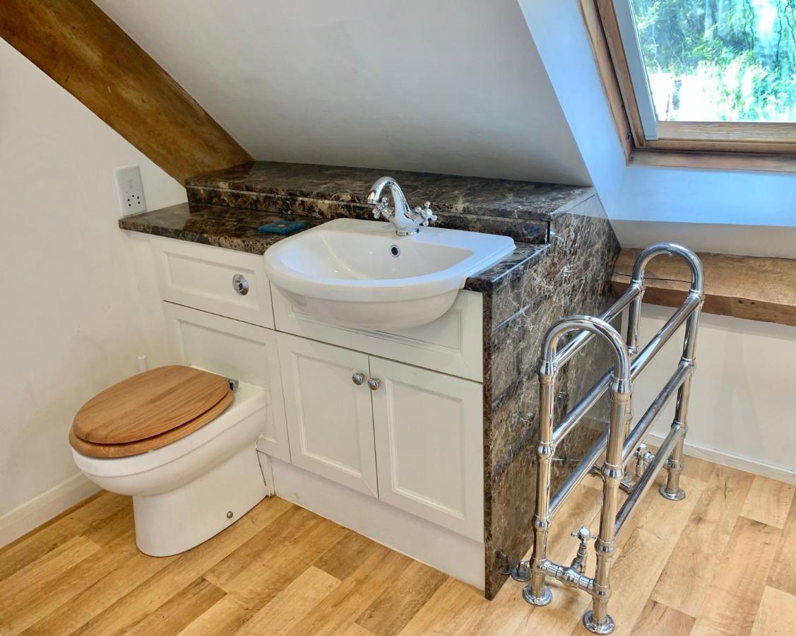 Forthay Bed And Breakfast North Nibley エクステリア 写真